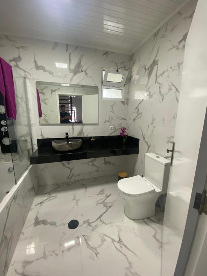 Hollywood Villa Campanário Eksteriør billede
