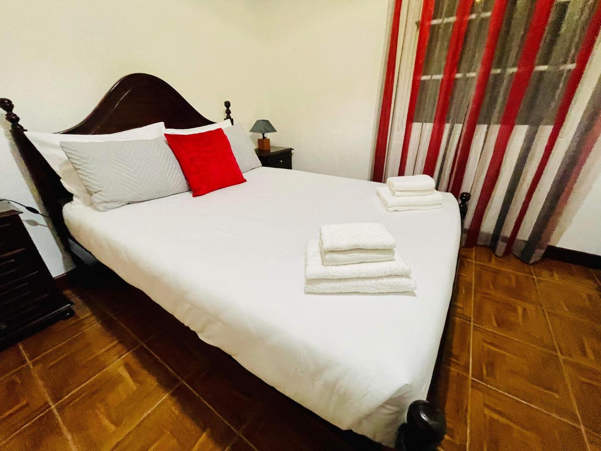 Hollywood Villa Campanário Eksteriør billede